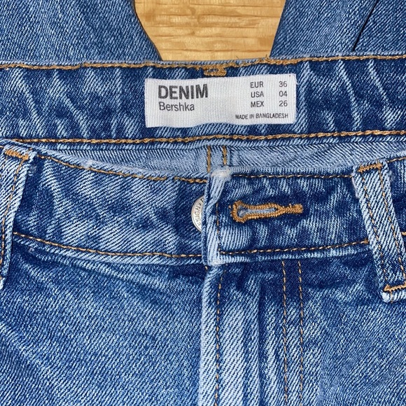 Bershla Jeans - Picture 3 of 3